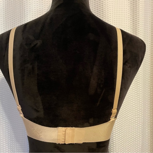 Victoria’s Secret Multi-way Tan Bra Size 34A - Picture 6 of 11